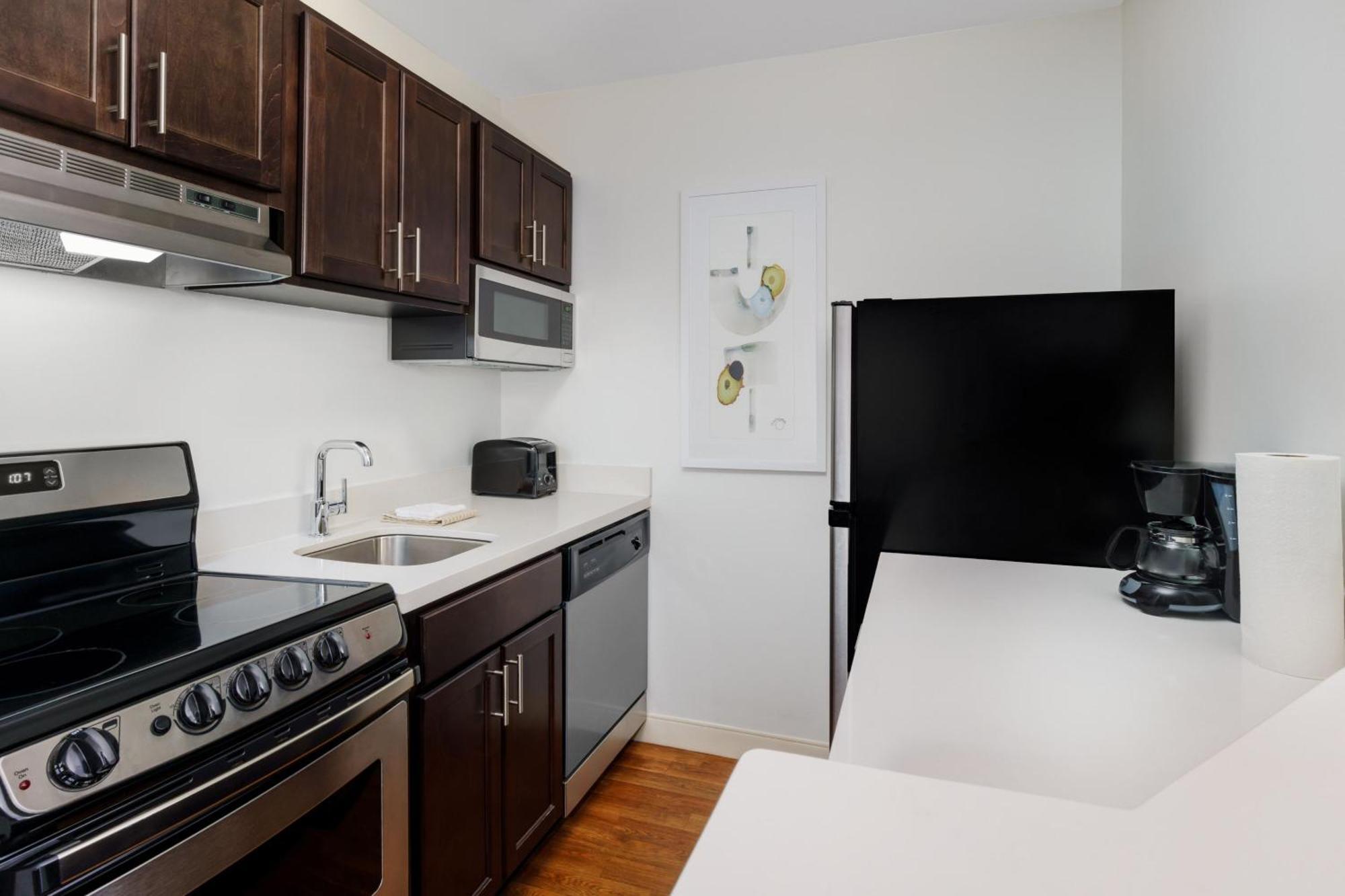 Towneplace Suites Manchester-Boston Regional Airport Екстериор снимка