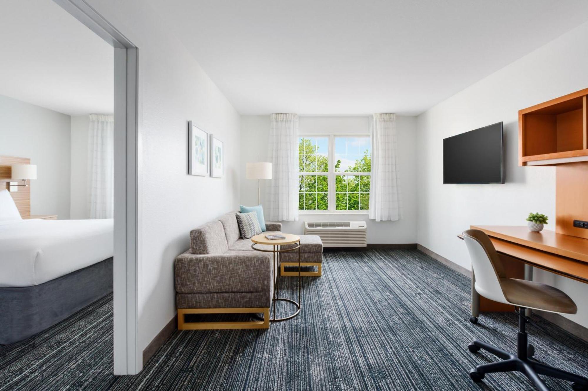 Towneplace Suites Manchester-Boston Regional Airport Екстериор снимка