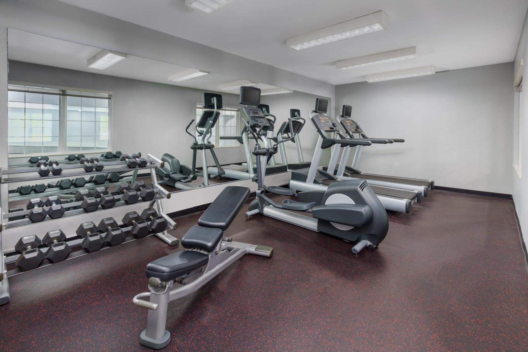 Towneplace Suites Manchester-Boston Regional Airport Екстериор снимка