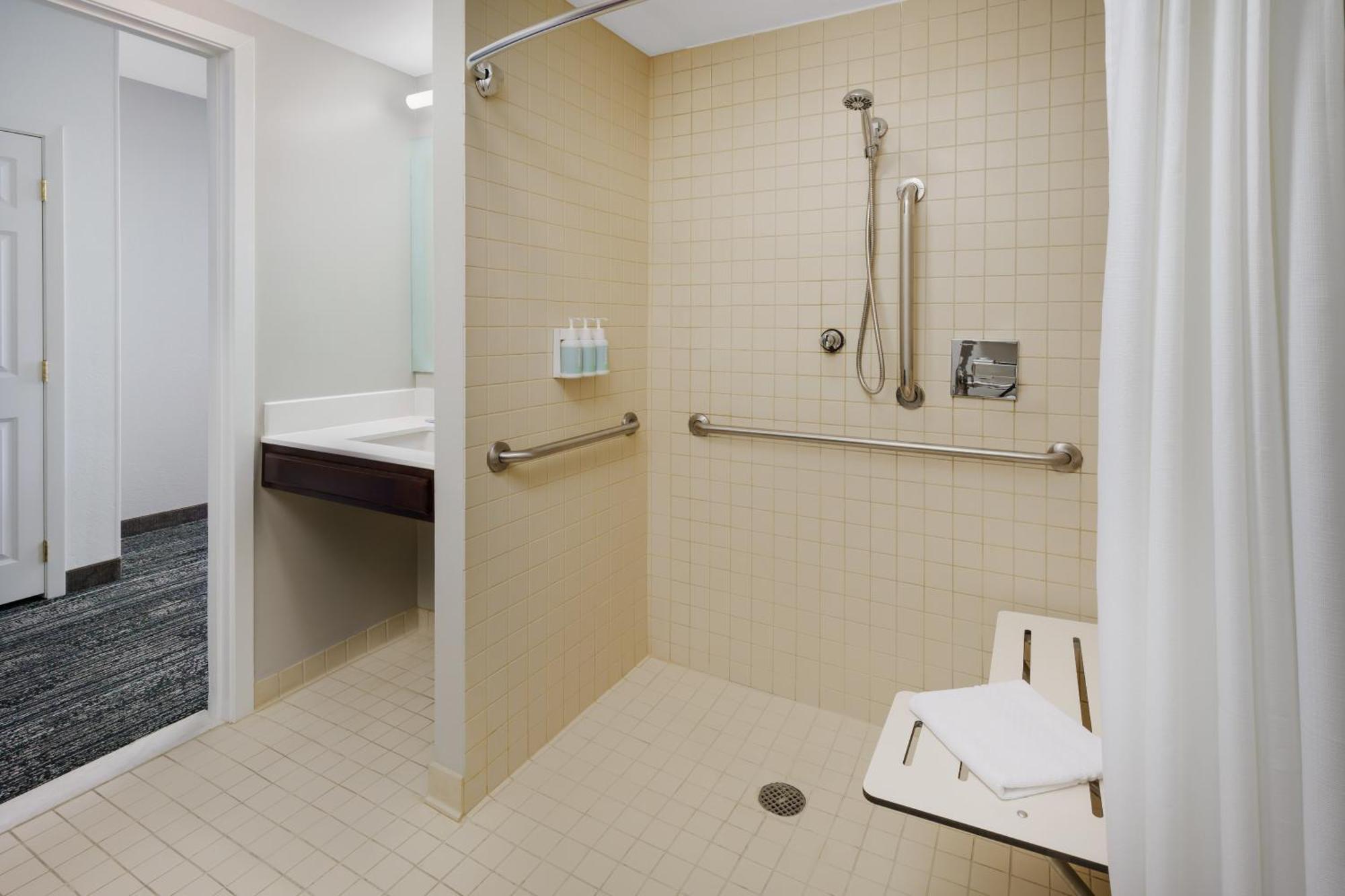 Towneplace Suites Manchester-Boston Regional Airport Екстериор снимка