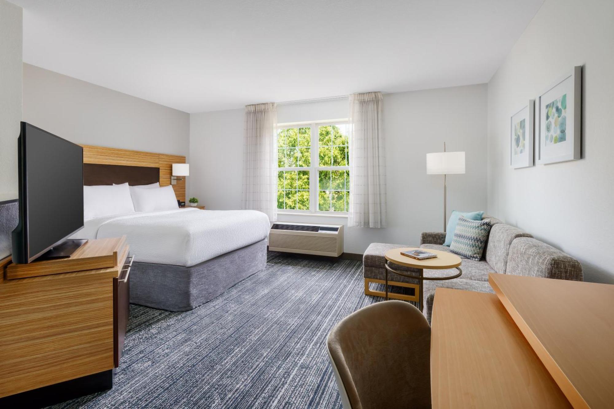 Towneplace Suites Manchester-Boston Regional Airport Екстериор снимка