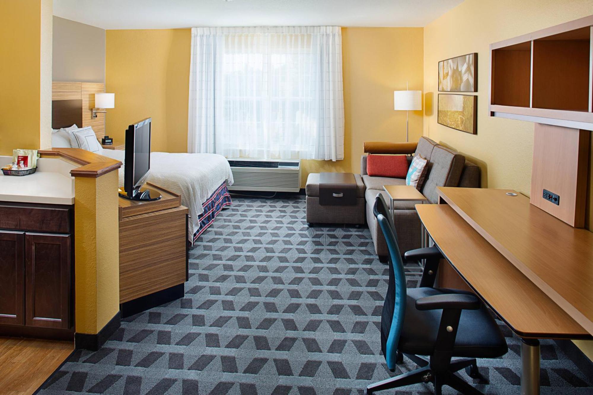 Towneplace Suites Manchester-Boston Regional Airport Екстериор снимка