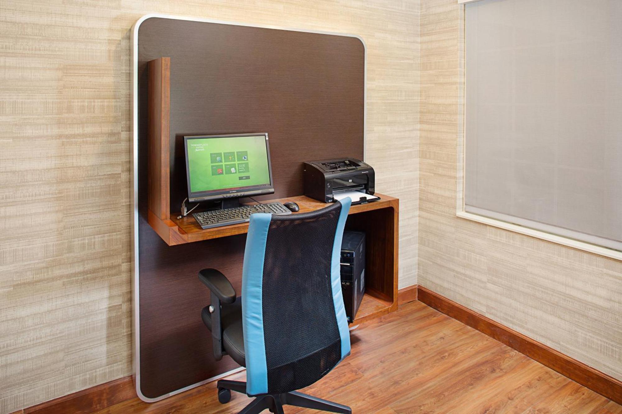 Towneplace Suites Manchester-Boston Regional Airport Екстериор снимка