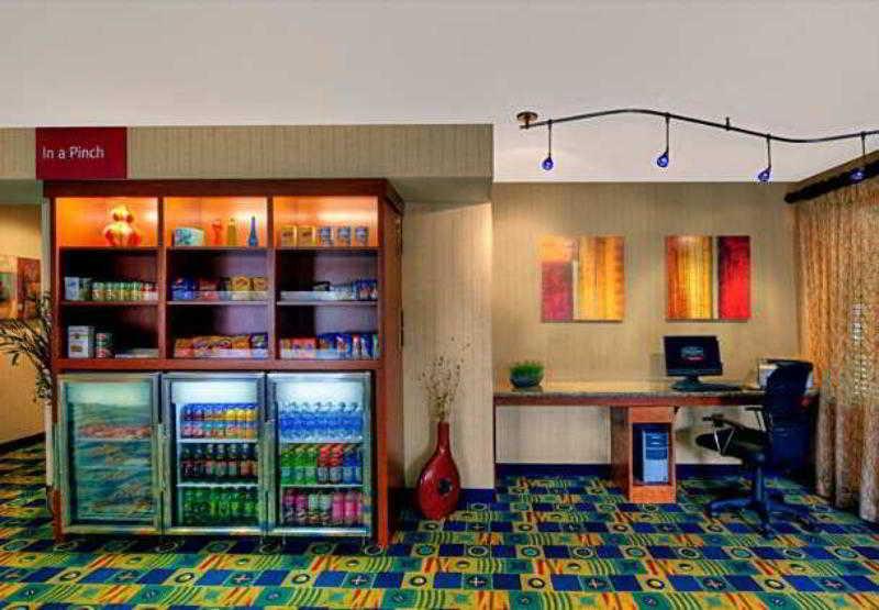Towneplace Suites Manchester-Boston Regional Airport Екстериор снимка